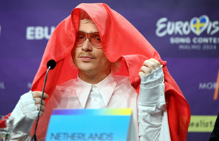 Nizozemska neće objaviti bodove žirija nakon što je njihov predstavnik izbačen