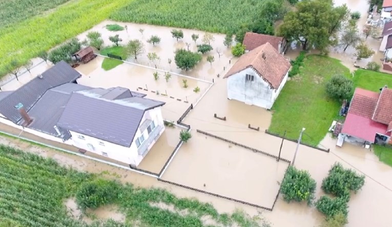 VIDEO Ovako izgledaju poplave u Zagrebu i okolici iz zraka