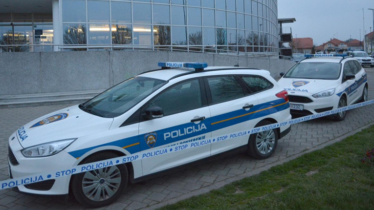 Masovna tučnjava u Koprivnici, zaštitara gađali stolcem. Ima teško ozlijeđenih
