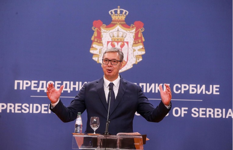 Vučić odgovorio Plenkoviću: Vratit ću se u koji god razred želi, ali neću biti nacist