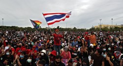 U Bangkoku održan masovni prosvjed protiv vlade i monarhije