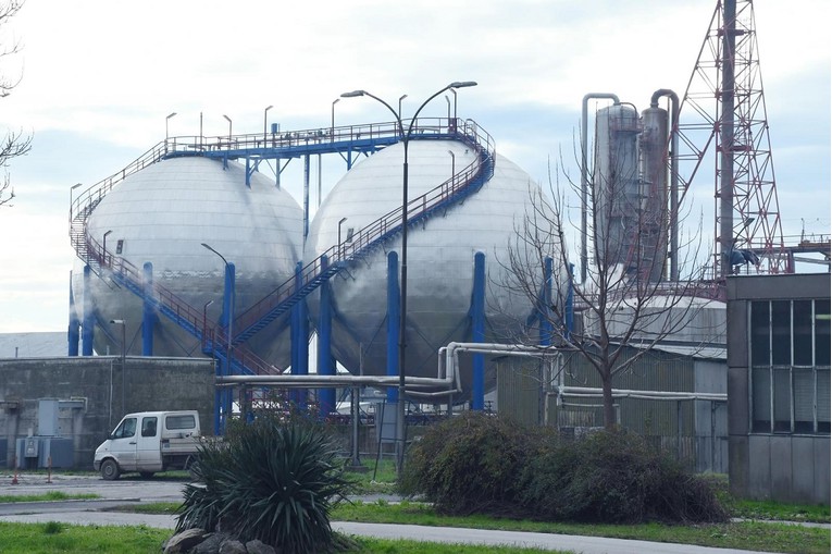 Petrokemija unatoč koronavirusu proizvodi bez većih problema