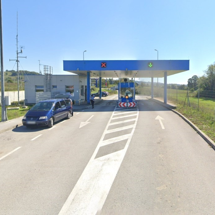 Zatvoren granični prijelaz između BiH i Hrvatske. Vlasti u Bihaću bijesne