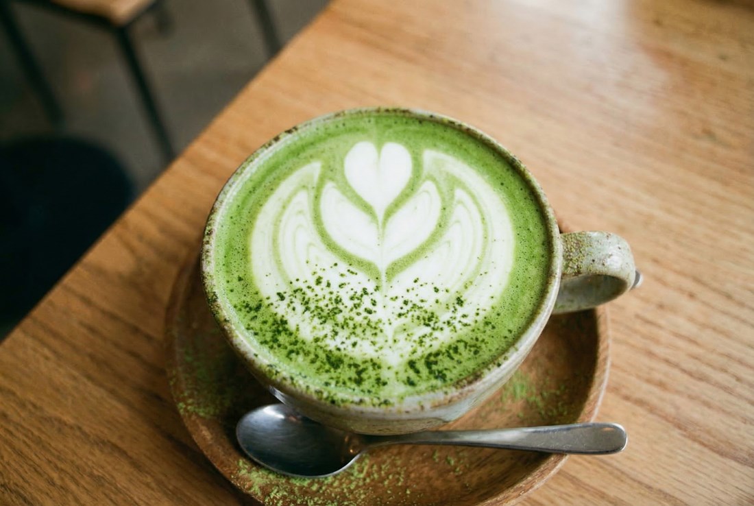 Je li matcha stvarno zdravija od kave ili je riječ o još jednom precijenjenom trendu?