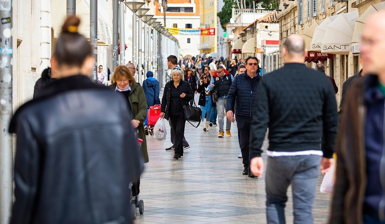 Splitski ugostitelji od srijede zatvaraju kafiće i restorane