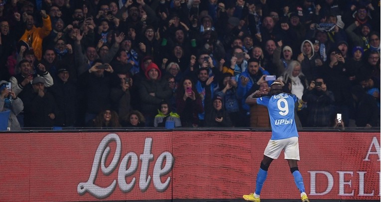Napoli nastavio gaziti prema tituli