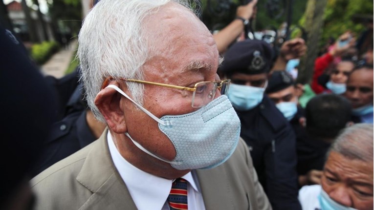 Bivši malezijski premijer osuđen u korupcijskom skandalu