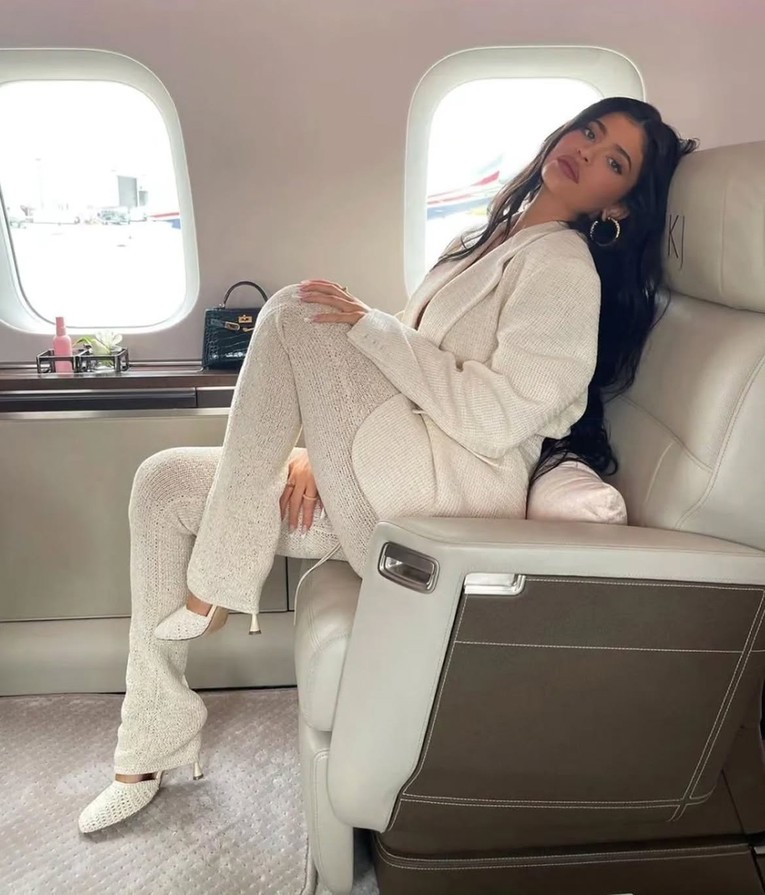 Kylie Jenner letjela privatnim avionom samo 17 minuta, ljudi: To je stvarno odvratno