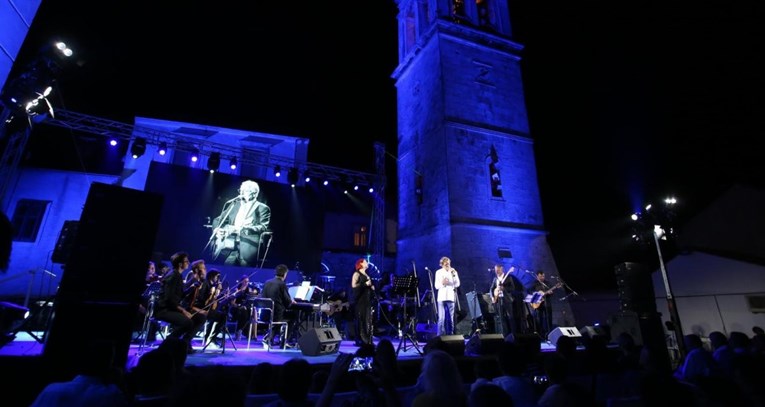 VIDEO U Veloj Luci održan koncert u Oliverovu čast