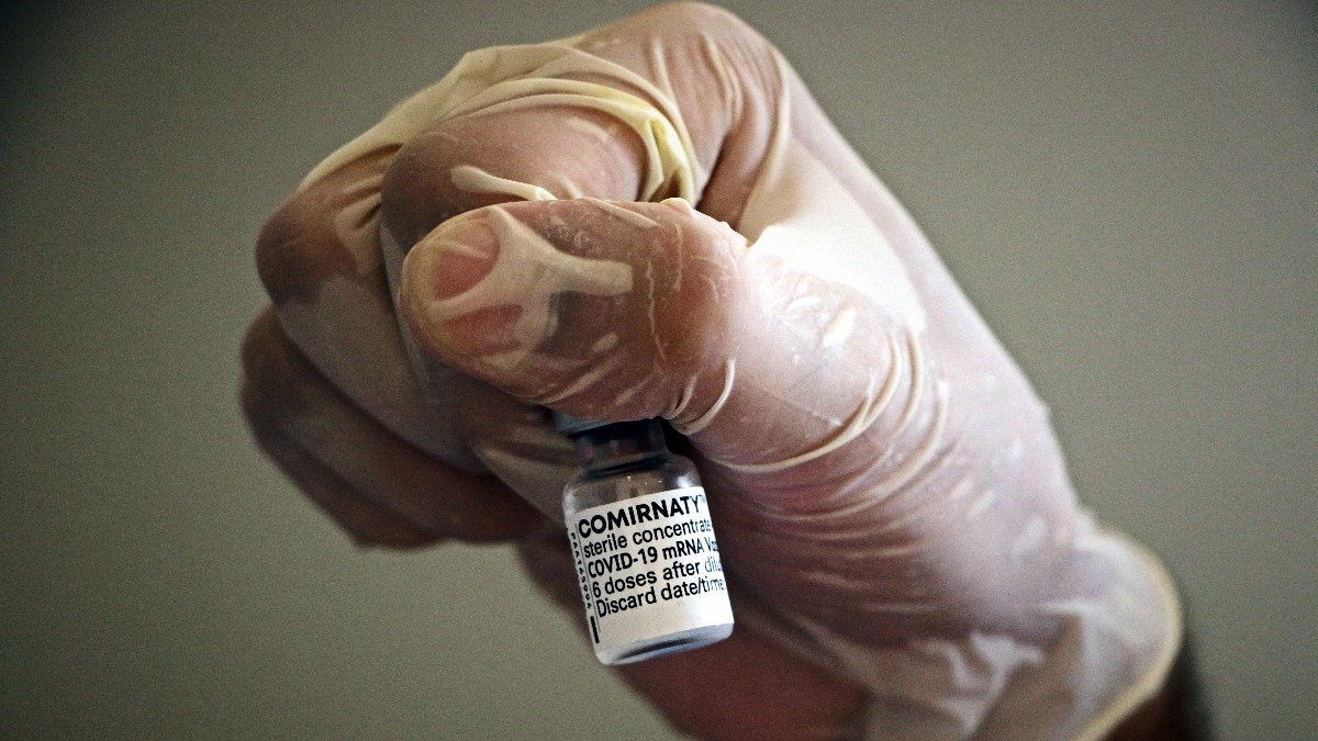 Stručnjaci Pfizerov zahtjev za trećom dozom drže preuranjenim