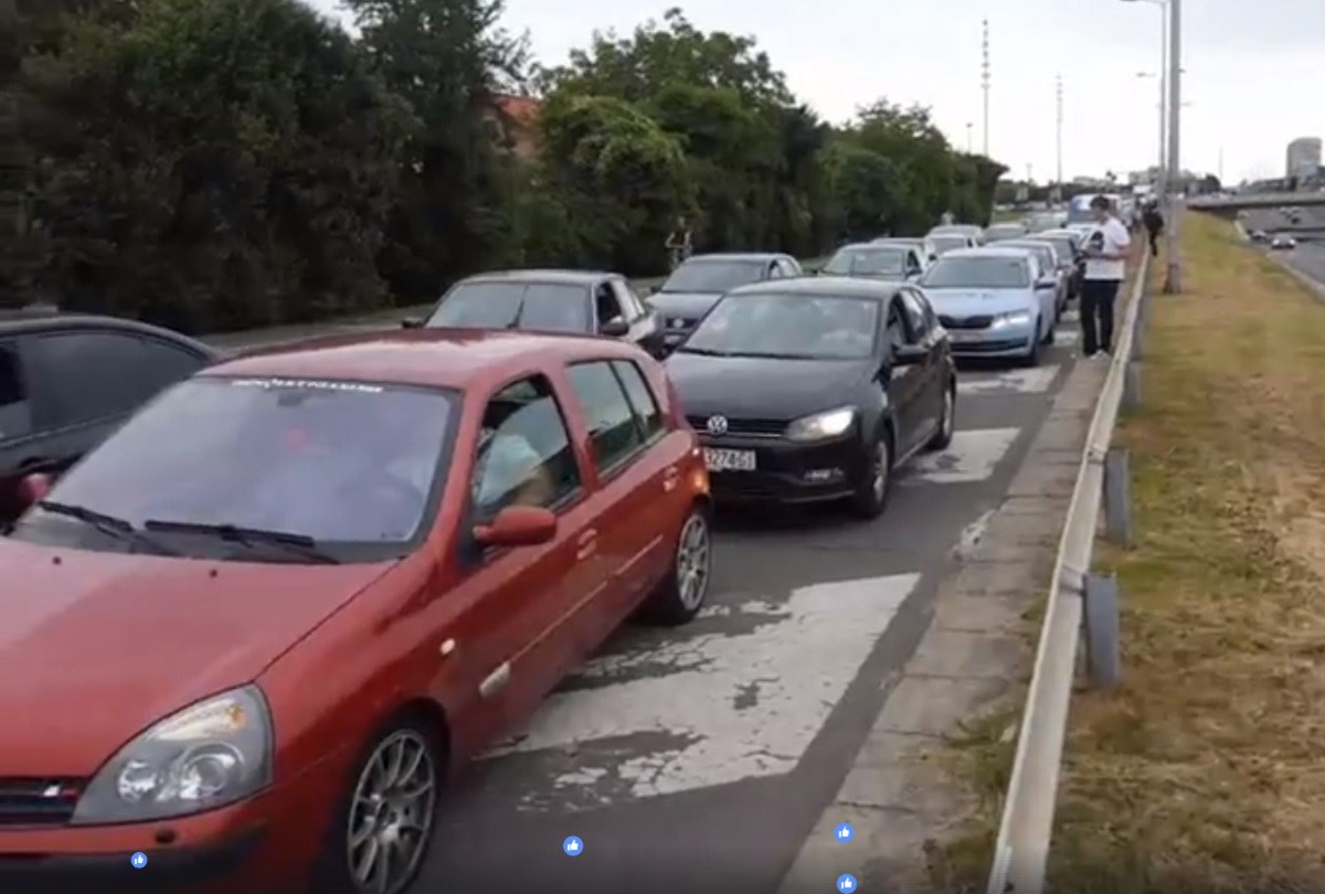 VIDEO Propao prosvjed, promet stao na nekoliko lokacija, u Šibeniku intervenirala policija