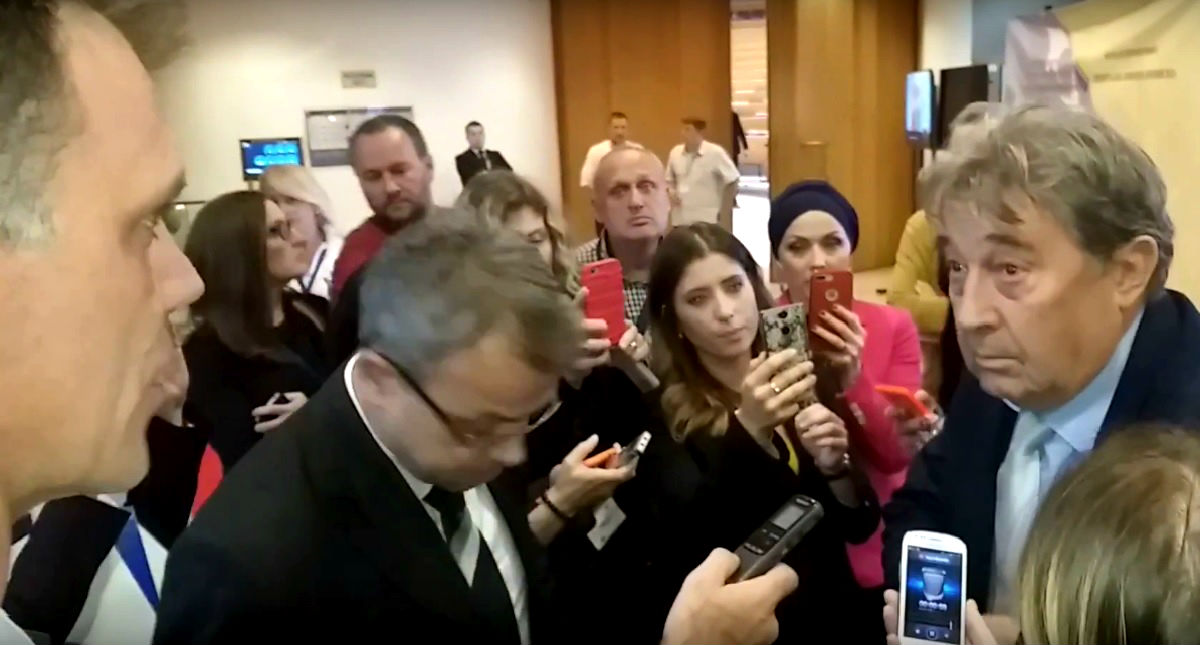 Incident u BiH: "Majka mi je umrla prije 11 godina, a svake izbore je na listi"