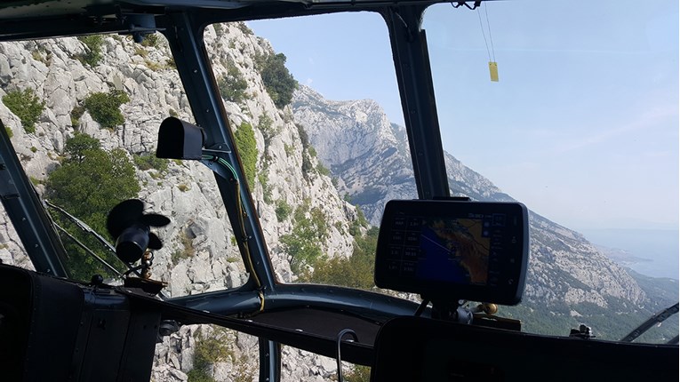 FOTO Nakon tri sata potrage s Biokova spašen ozlijeđeni planinar