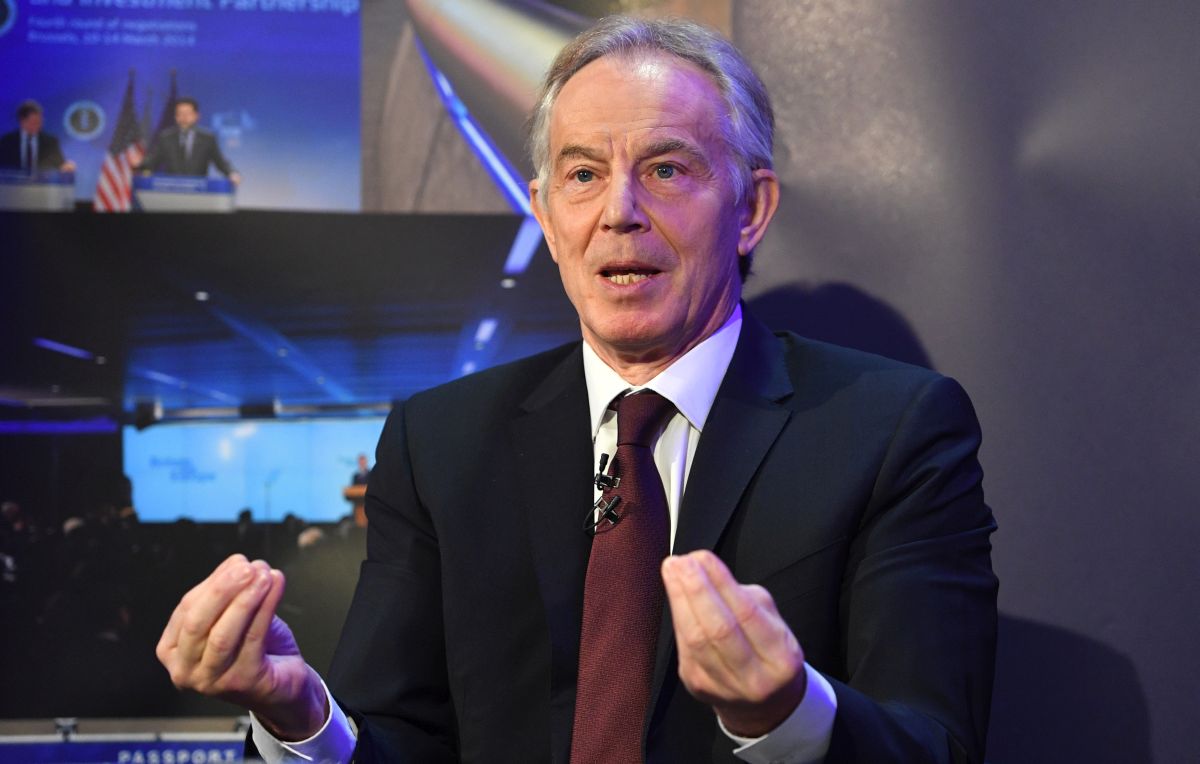 Tony Blair i Theresa May napadaju se zbog Brexita