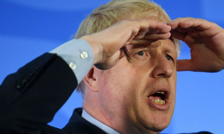 Boris Johnson pobijedio u prvom krugu glasanja za nasljednika Therese May