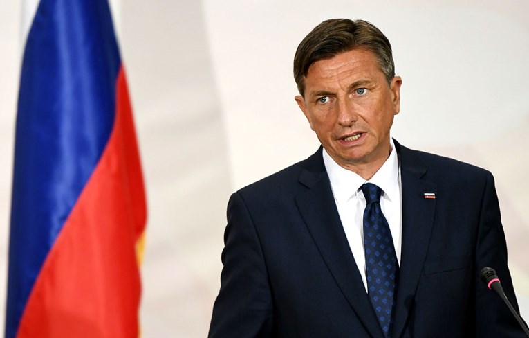 Pahor žali što većina stranaka odbija razgovore o vladi s Janšom