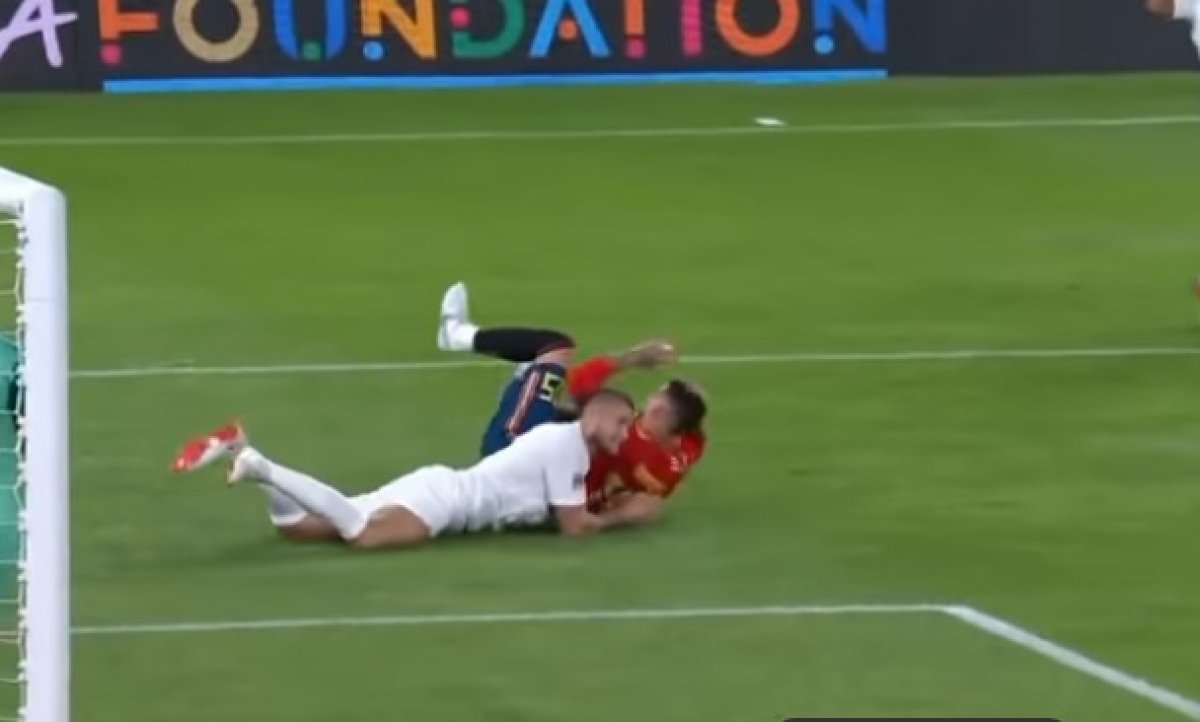 Englezi ismijavali Ramosa zbog simuliranja, on im jednim videom začepio usta