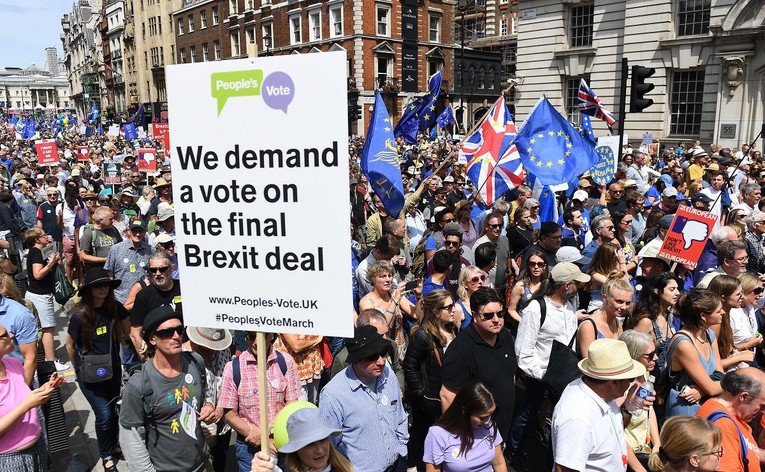 Britanci žele novi referendum o sporazumu o Brexitu