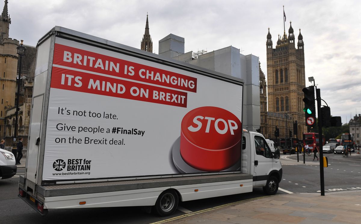Britanska vlada ne želi reći jesu li se raspitivali o novom referendumu
