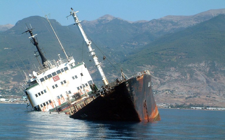 Potonuo brod u Crnom moru, poginulo šest ljudi