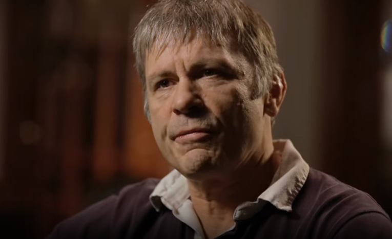 Pjevač Iron Maidena postao počasni građanin Sarajeva: "Vratio nam je nadu"
