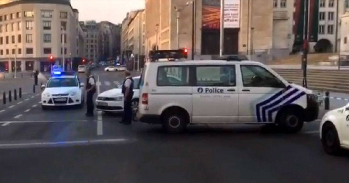 Muškarac u Bruxellesu nožem napao policajca, navodno je vikao "Allahu Akbar"