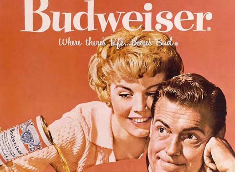 Budweiser prilagodio 3 seksističke reklame iz 50-ih i 60-ih za 2019. godinu