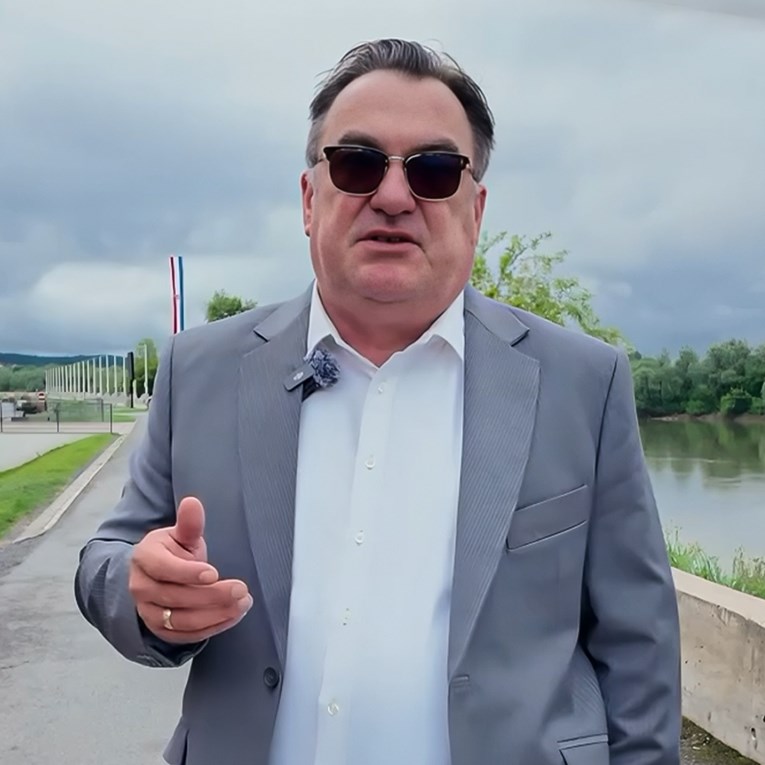 Ovo je spot HDZ-ovca: "Ulazim u svako ministarstvo bez problema, svi me znaju"