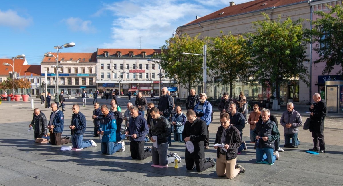 FOTO Klečavci molili i u Osijeku