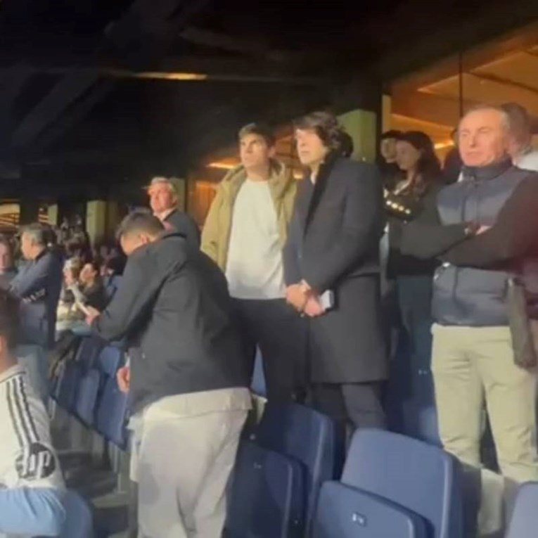 Ancelotti pred otkazom. Fotka iz VIP lože otkriva njegov idući posao?