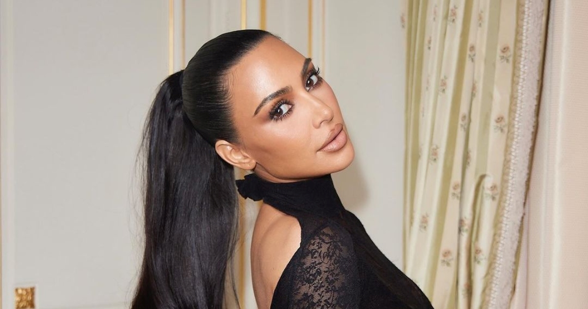 "Curo, gdje skačeš?": Kim Kardashian objavila fotke s mora, fanovi je počeli sprdati