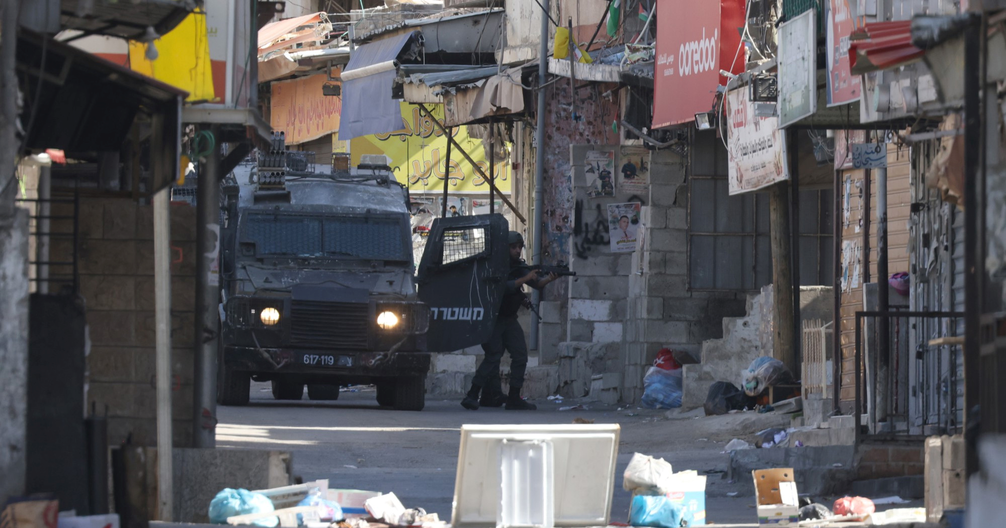 Izraelska vojska otvorila vatru na Palestince jer su ih gađali kamenjem. Jedan ubijen