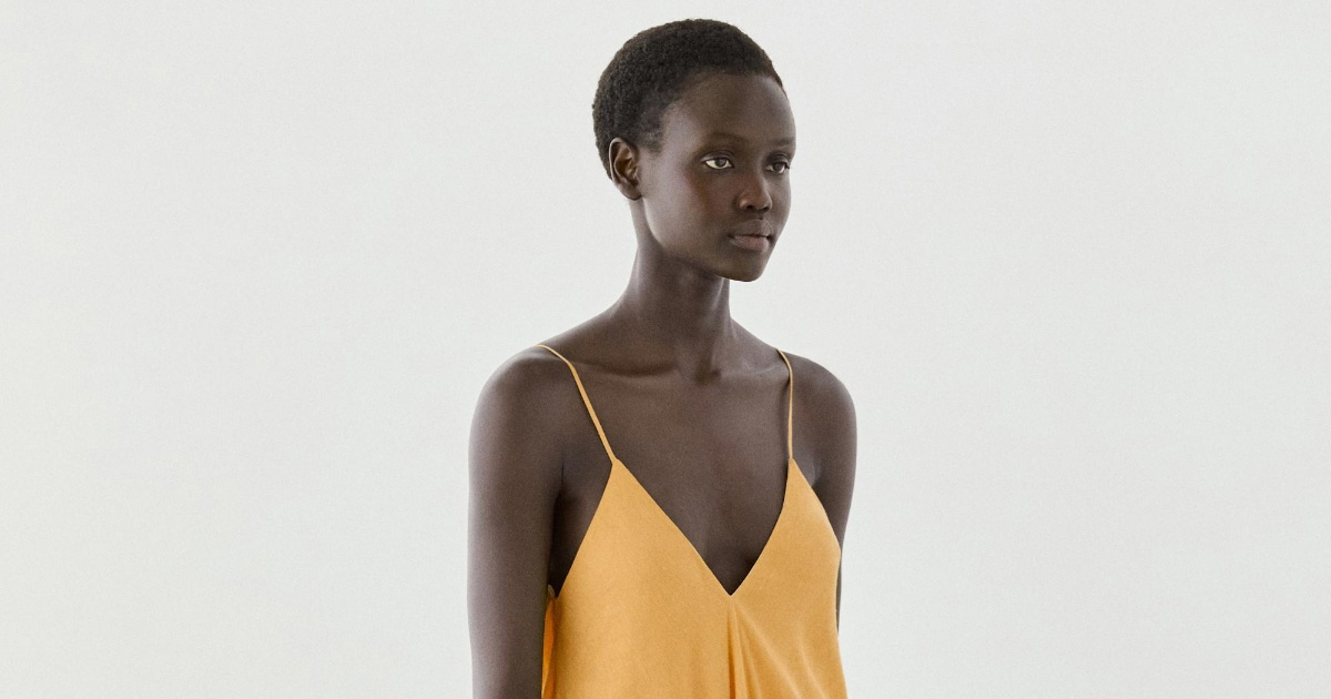 Massimo Dutti ima savršenu haljinu za ljetne vrućine, izgleda jako elegantno