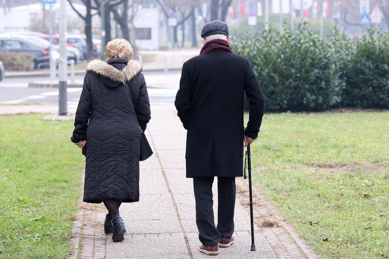 Zaprešić isplaćuje umirovljenicima božićnicu od 40 eura