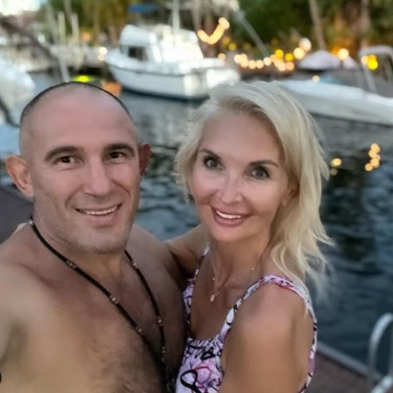 Bivša žena ruske legende: Izrešetao je auto ljubavnici, a mene ostavio u dugovima