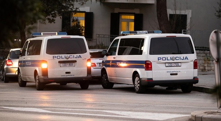 U Splitu se sudarila dva auta