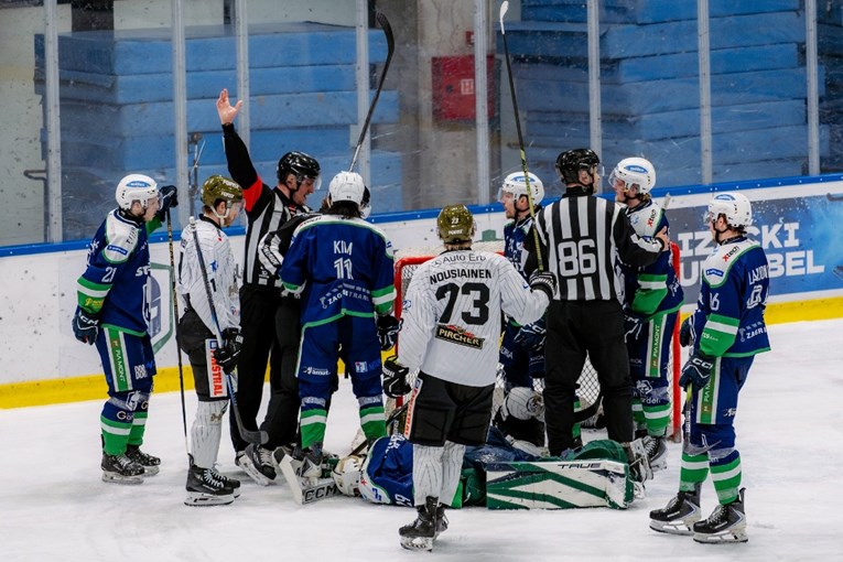 Peh za hokejaše Siska. Usred polufinala zbog ozljeda ostali bez dva ključna igrača