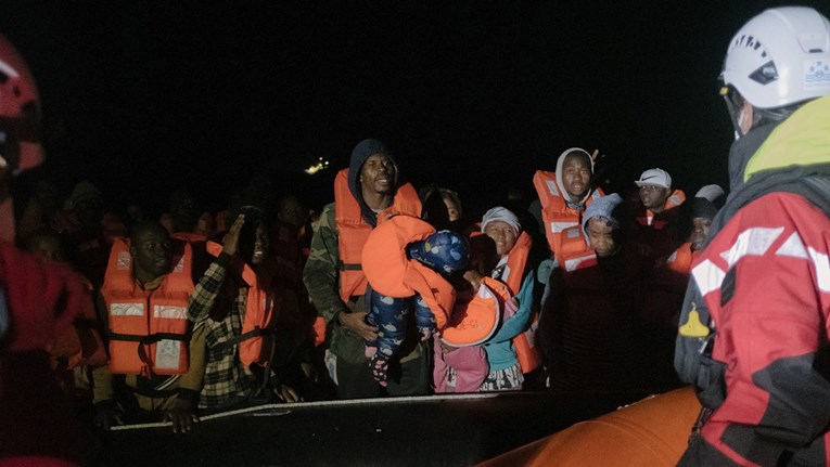 Sea-Watch spasio više od 270 migranata u središnjem Sredozemlju