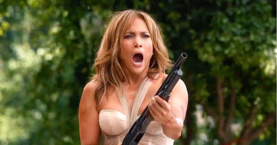 Loša gluma Lennyja Kravitza, naivan scenarij i laka zabava. To je Shotgun Wedding