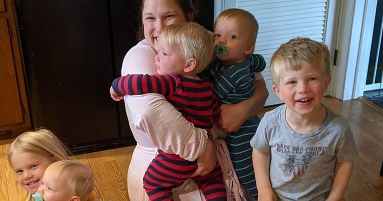Žena je htjela treće dijete da upotpuni obitelj pa prirodno začela trojke