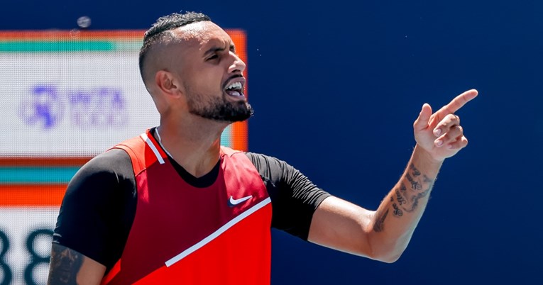 VIDEO Kyrgios razbio reket i odbio igrati: "Ku*vo mala, ajde reci mi to u lice"