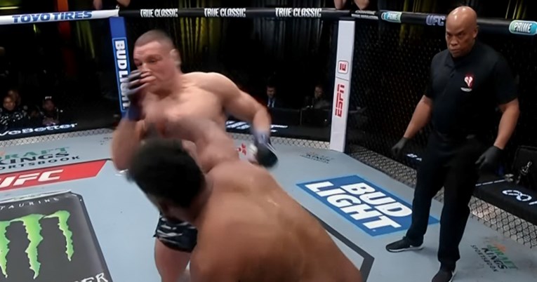 Pogledajte kako je Cortes-Acosta nokautirao Deliju