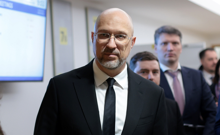 Smijenjen ukrajinski ministar obrane Denis Šmihal