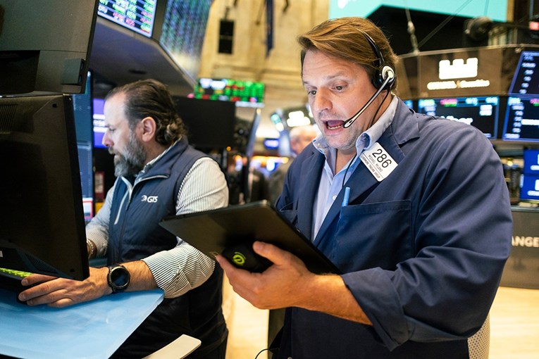 Dionice rastu diljem svijeta, tržišta očekuju konačni dogovor SAD-a i Kine