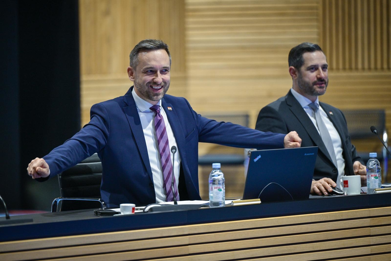 Sindikat znanosti: Razaranje socijalnog dijaloga ne mogu prikriti ni pohvale Piletić