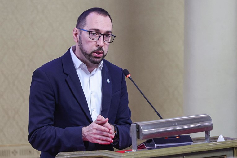 Tomašević: I noćas i sutra budite na oprezu