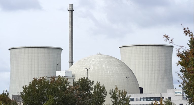 Češka će graditi dva nova nuklearna reaktora
