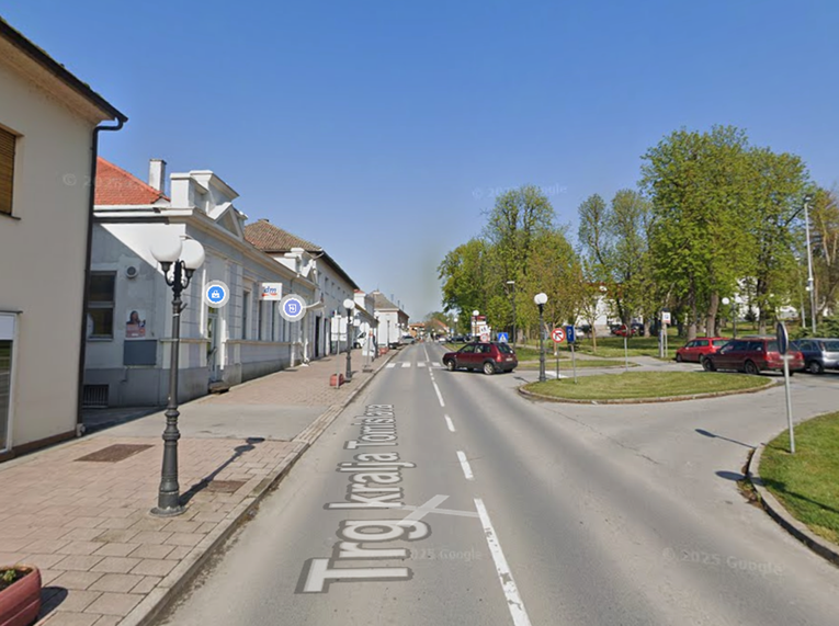 Autom naletio na 76-godišnjaka na pješačkom prijelazu u Kutini. Teško je ozlijeđen.