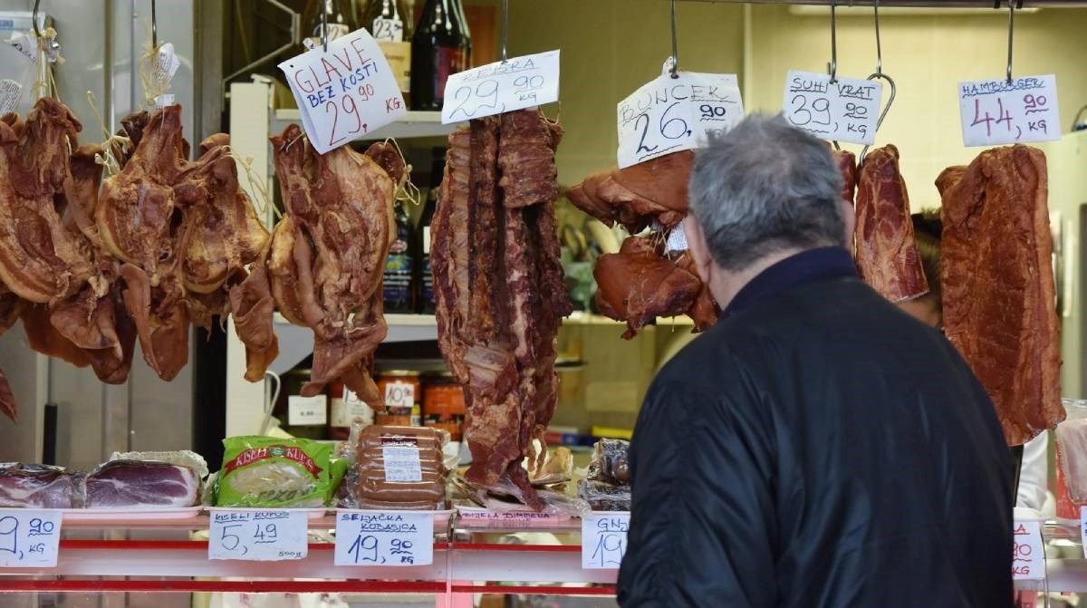 Studija: Ako meso zamijenimo proteinima iz mikroba, smanjit će se emisija CO2