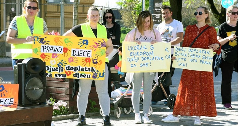 Prosvjednici diljem Hrvatske tražili dječji doplatak za svako dijete